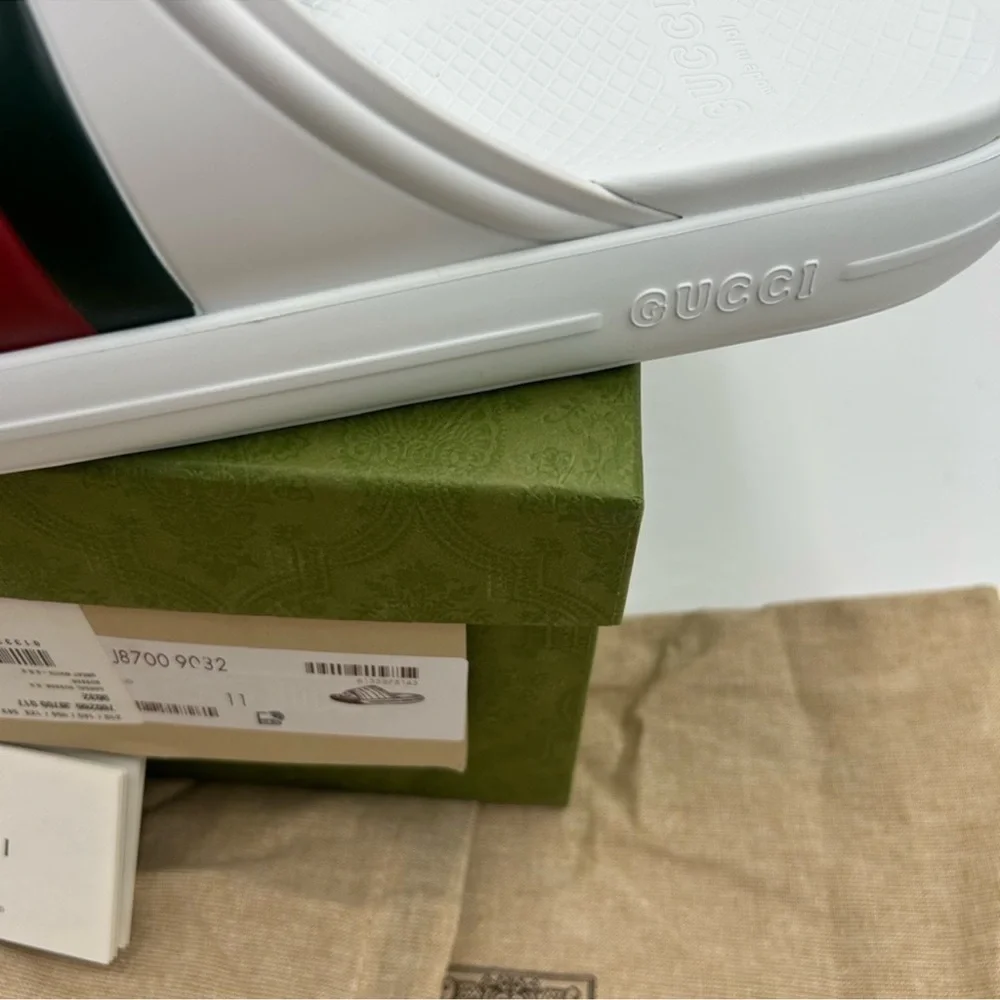 Men’s Gucci, web striped rubber pool slide size 11 made in Italy. Newest style! - Picture 7 of 12